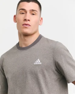 adidas T-Shirt