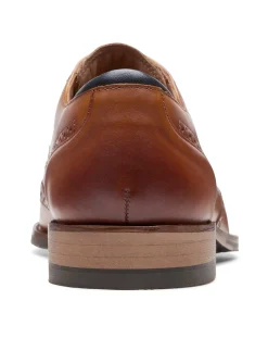 Clarks Craft Arlo Limit Sdard Fit Shoes