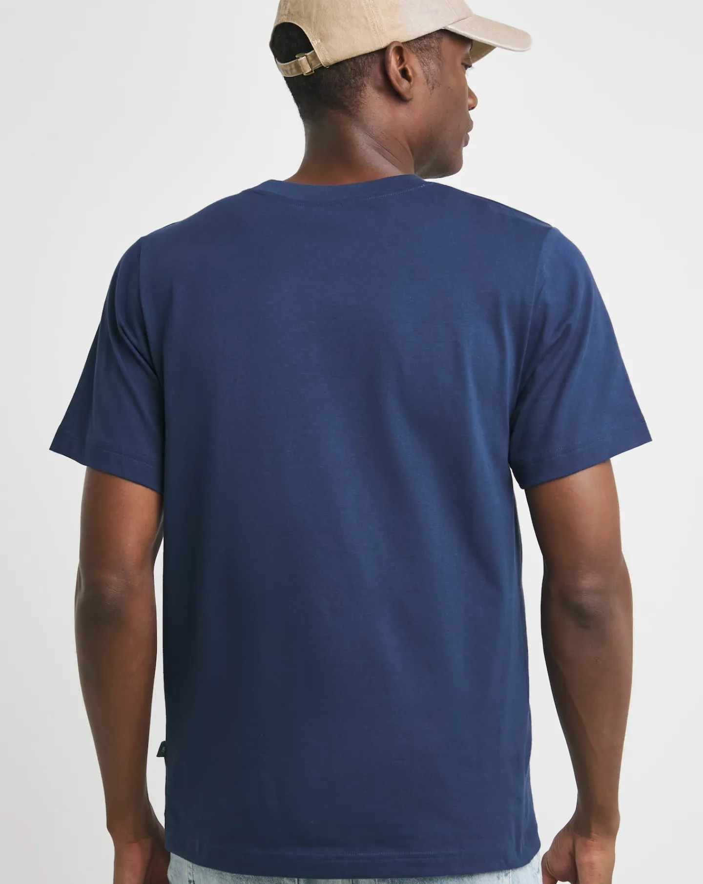 New Balance Sport Round Graphic T-Shirt