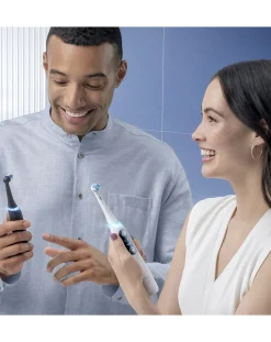 Oral B Oral-B iO8 Black Electric Toothbrush with Travel Case