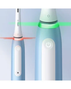 Oral B Oral-B iO3 Ice Blue Electric Toothbrush