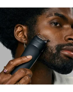 Remington ONE 18-in-1 Total Body Multi-Groomer with Full Sized Foil Shaver PG780