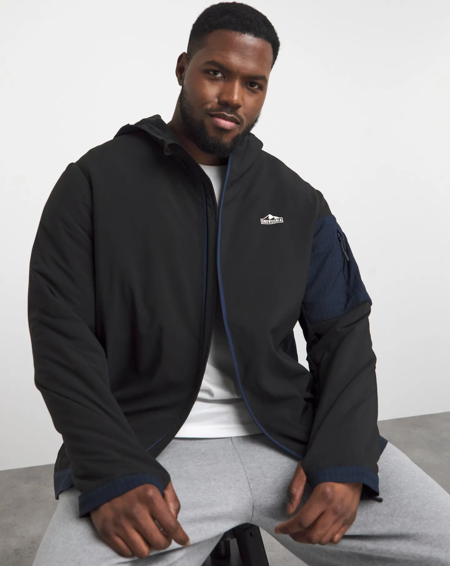 Snowdonia Hooded Zip Up