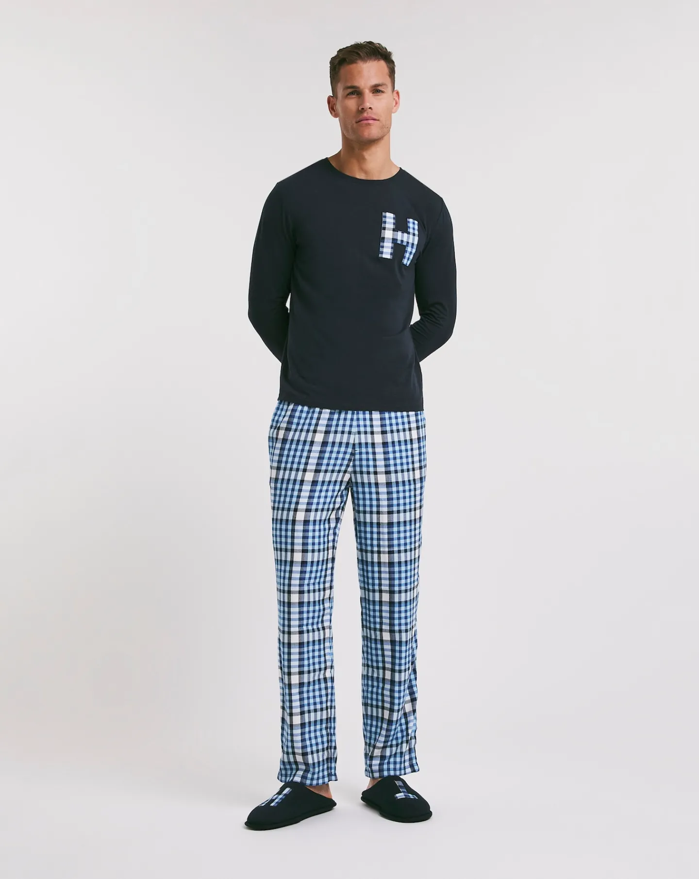 Tommy Hilfiger Flannel Pyjama & Slipper Set