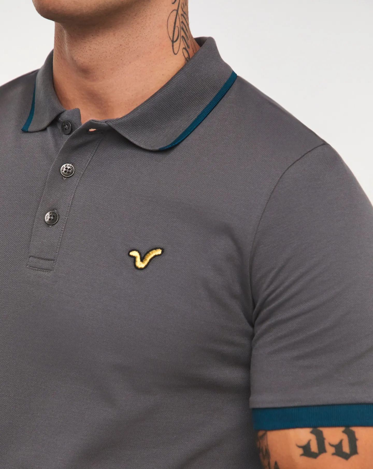 Voi Contrast Collar Polo Long Length